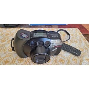 Samsung ECX 1 35mm Point & Shoot Film Camera 35mm- Powers Up- Not Film Tested